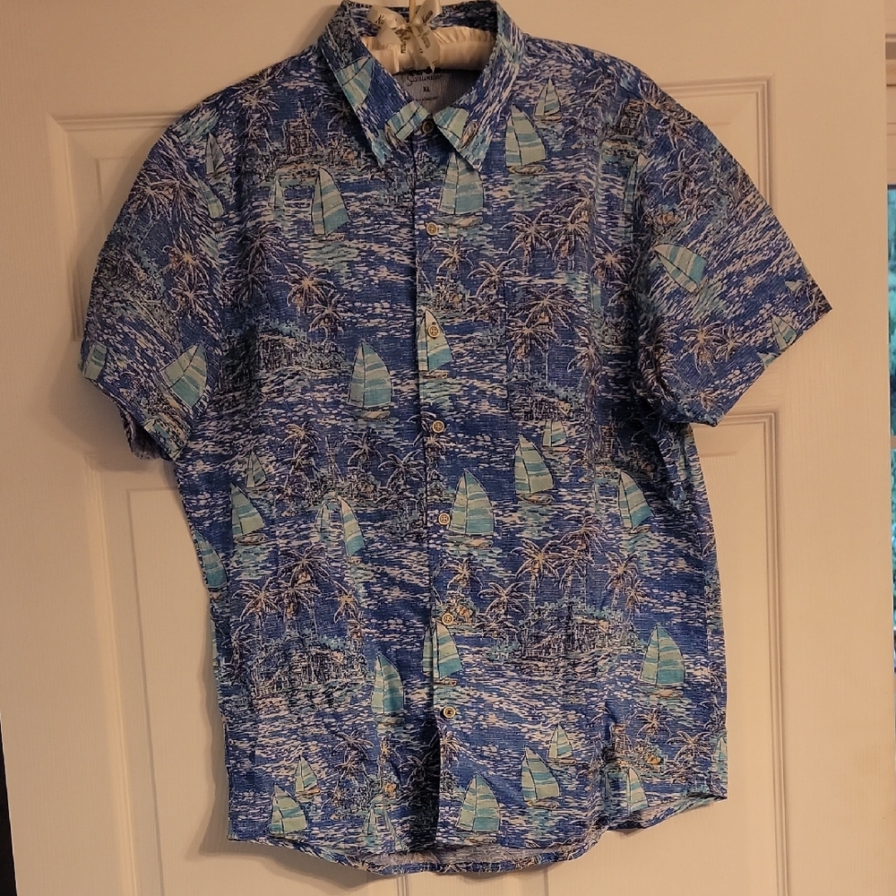 IZOD Blue Tropical Print Men's Short Sleeve Shirt